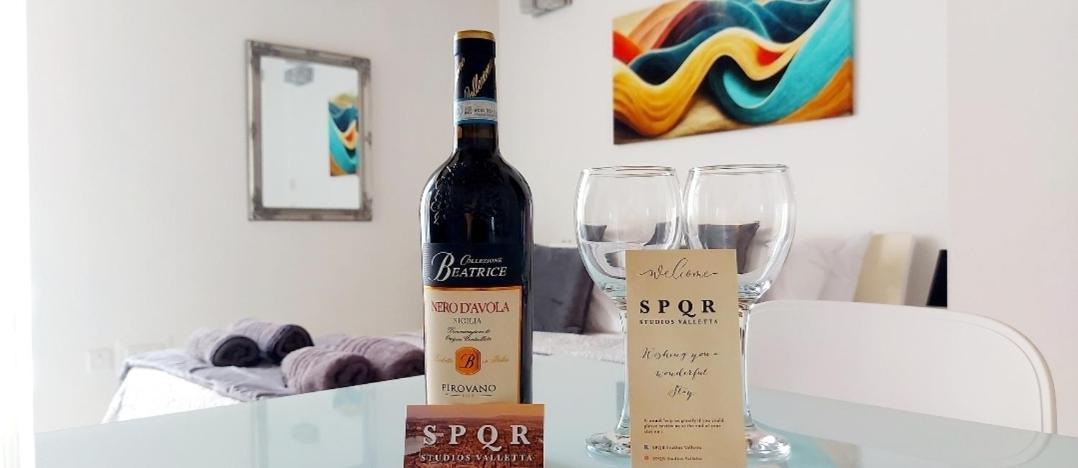 Spqr Studios 2 Valletta Luaran gambar