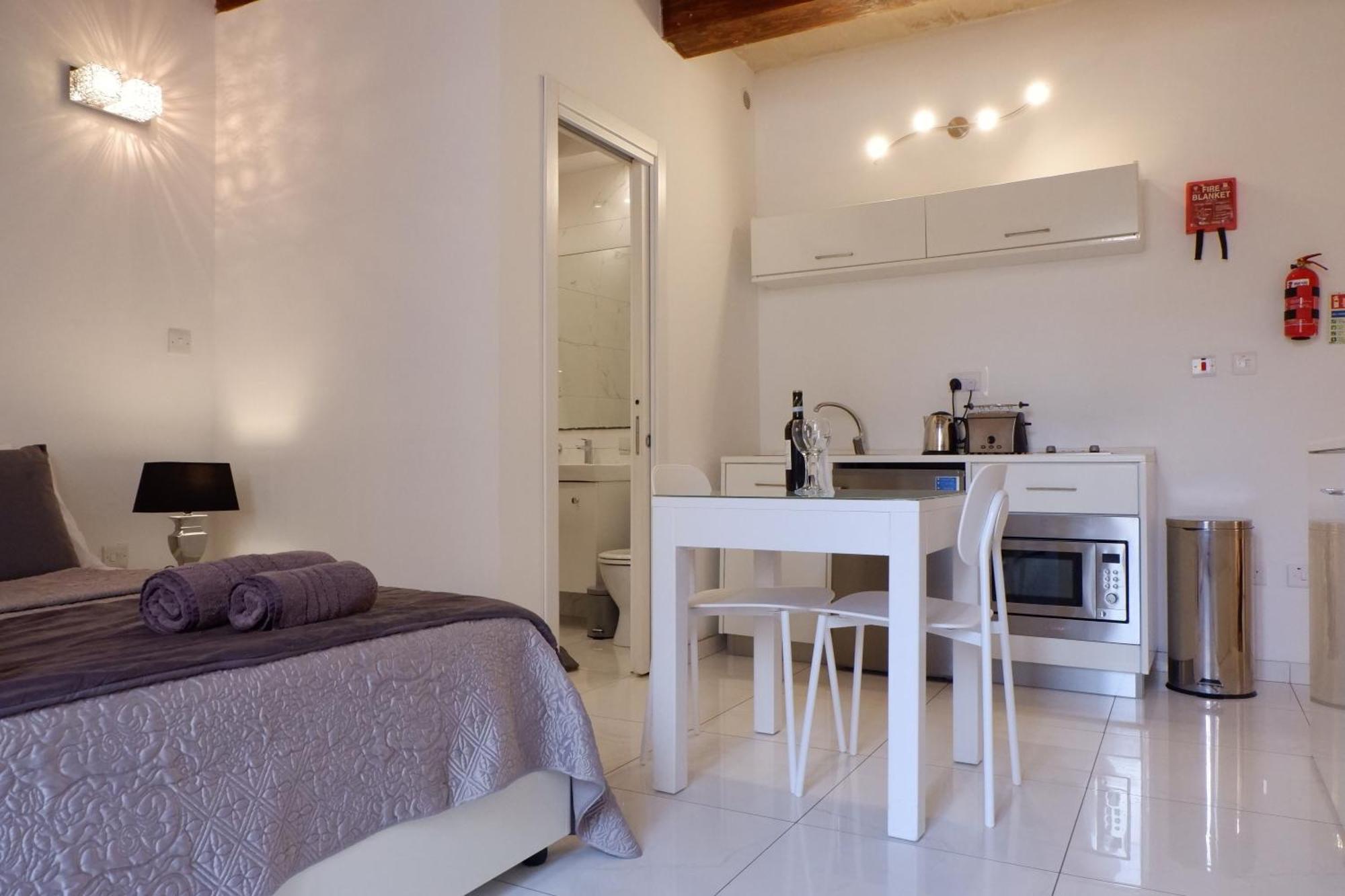 Spqr Studios 2 Valletta Luaran gambar